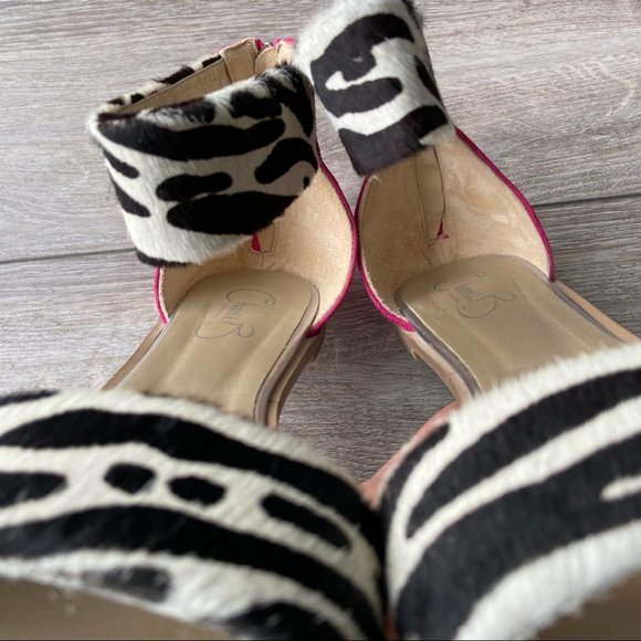 CHANII B Pony Hide Marionette Zebra Cow Print Fuchsia Flat Sandal - Picture 6 of 13